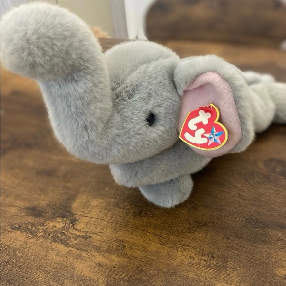 Ty Beanie Buddies Righty the Elephant - Picture 2 of 9
